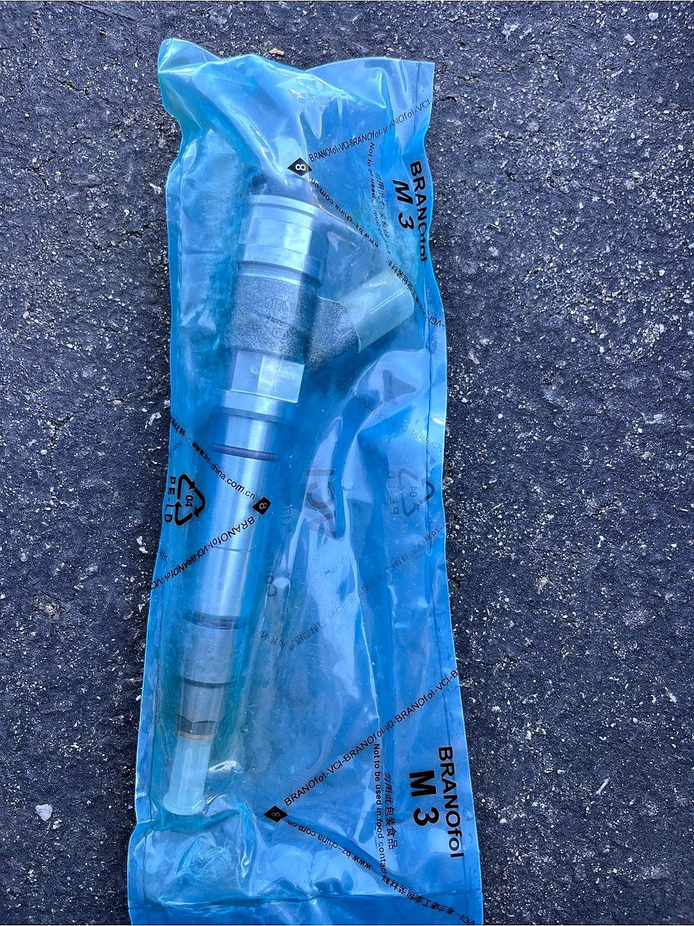 Brand New Bosch OEM Fuel Injector for 6.6L LMM Duramax